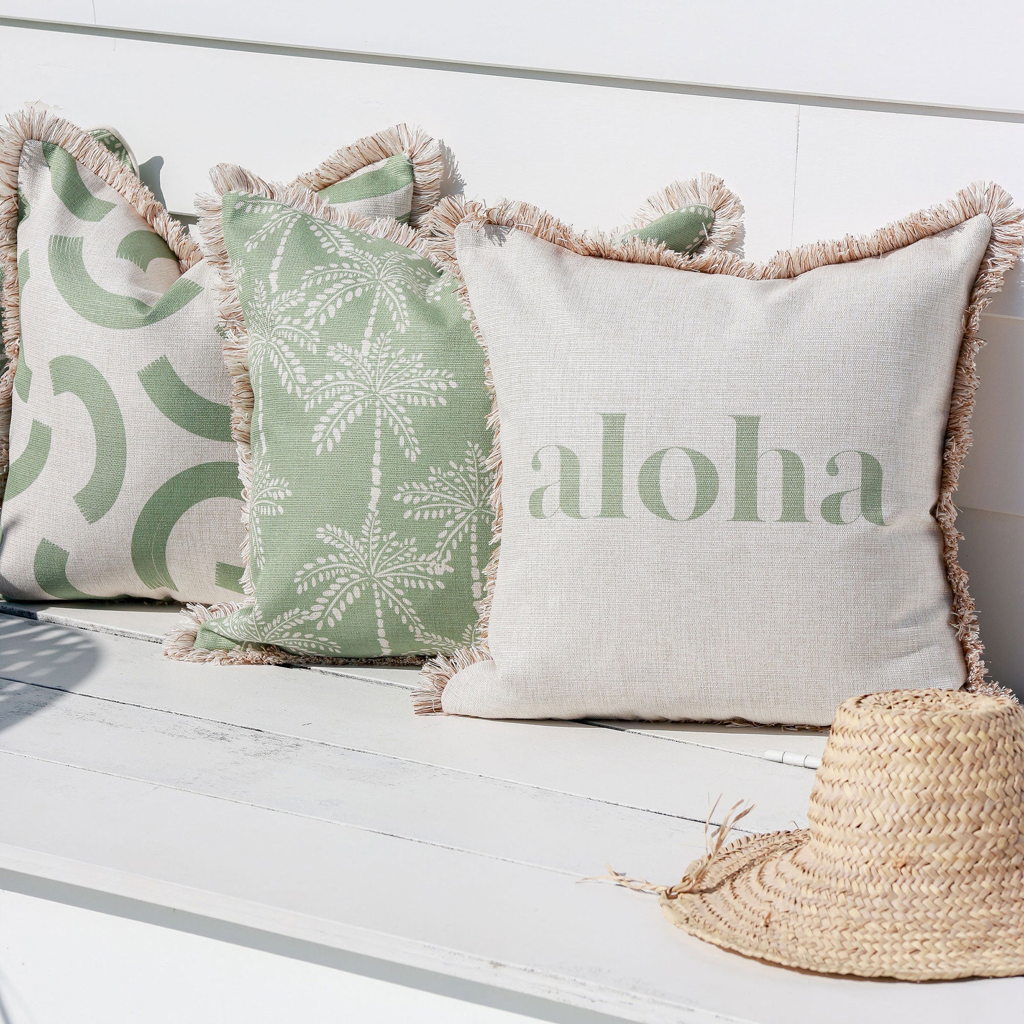 Luxury Fringed Tropical Cushion Cover - 60x60cm Soft Water-Resistant Decorative Pillow