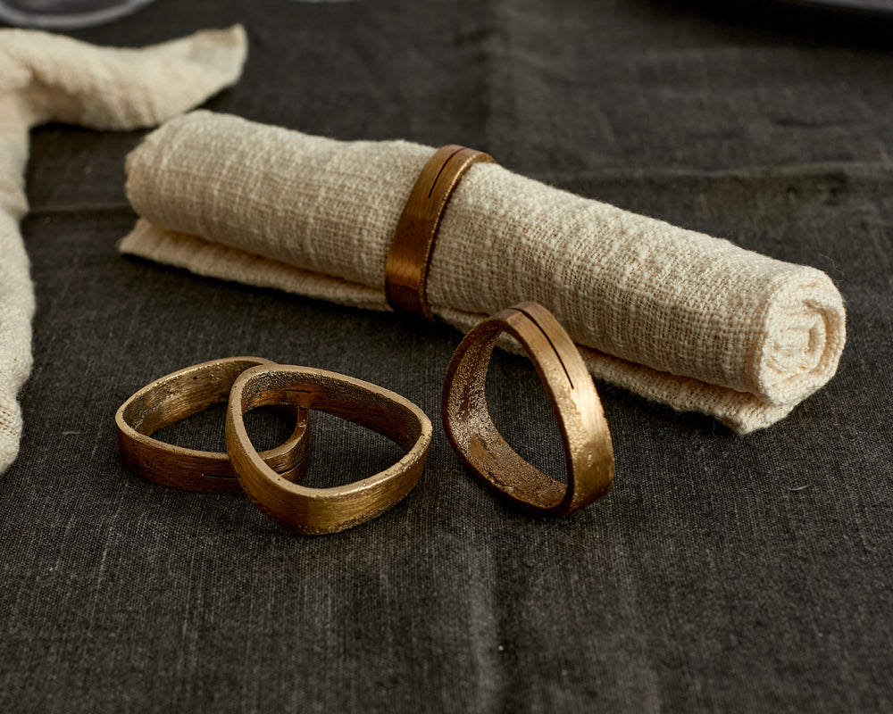 Elara Brass Napkin Rings – Set of 4 Elegant Gold Table Accessories