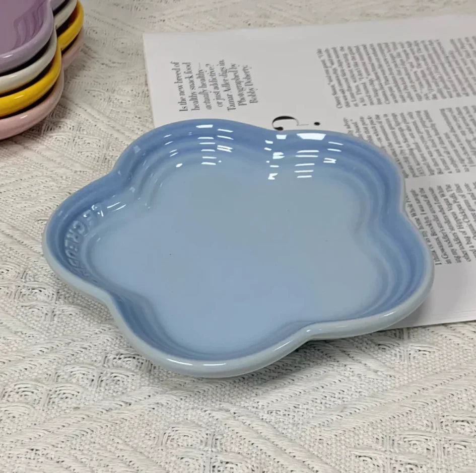 High-Gloss, high-quality Ceramic Blossom Dish – 14 cm in assorted vibrant colours WHIMSICAL HOME OF CREATIONS