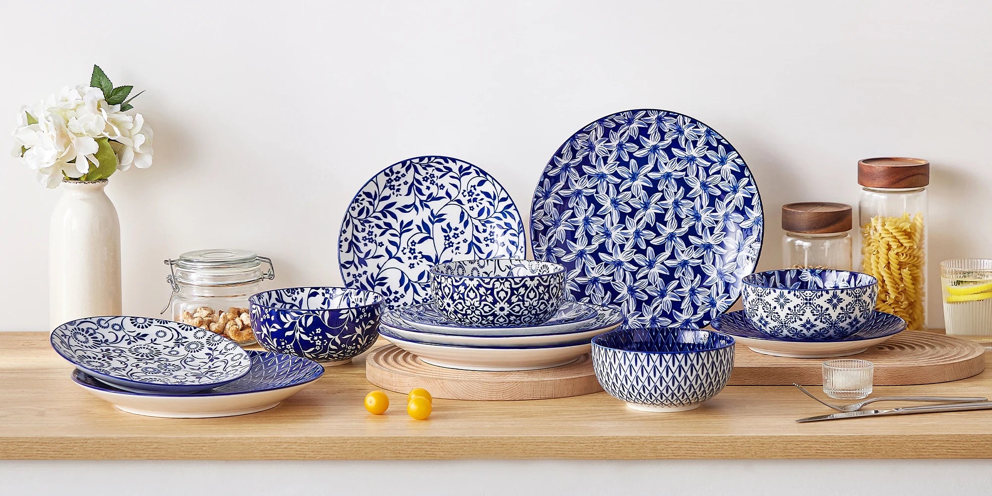 Elegant Blue & White Porcelain Dinnerware Set – Multiple Sizes Available WHIMSICAL HOME OF CREATIONS