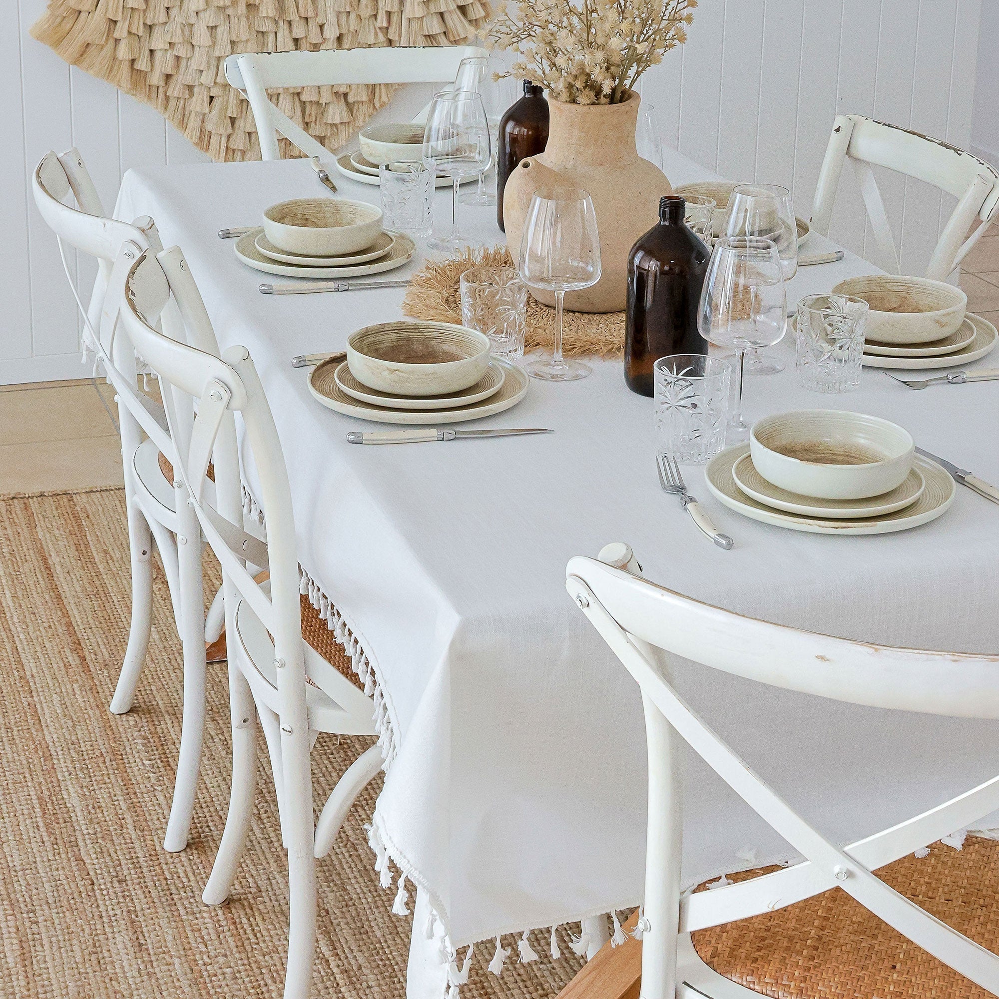 Water-Repellent Tablecloth & Picnic Mat with Tassel Trim – 250x142cm Poly Linen Look