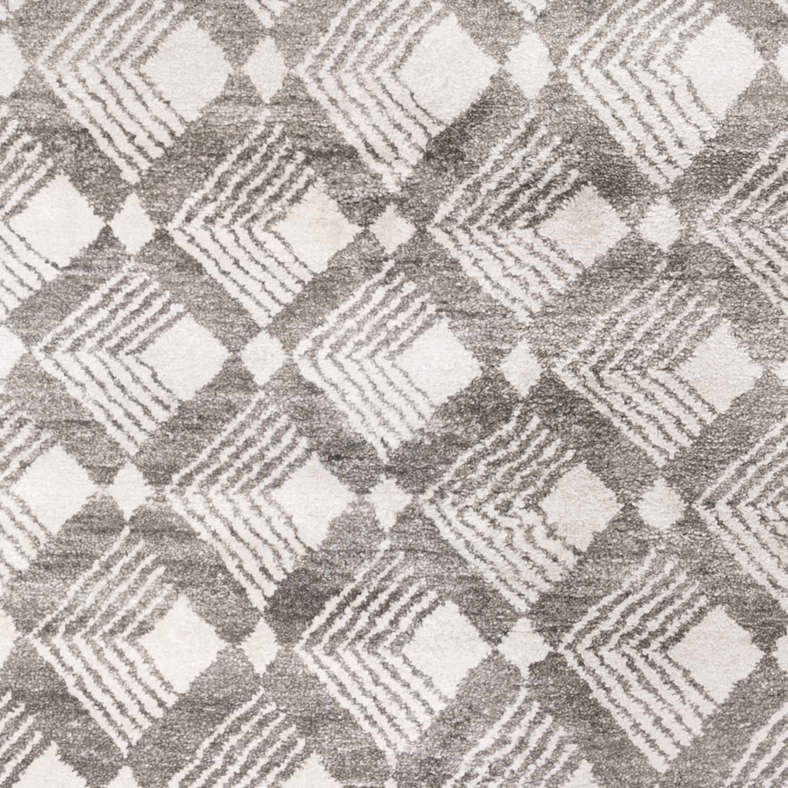 Hand-Knotted Viscose Rug – Contemporary Medium Pile Area Rug, Charcoal & Light Gray