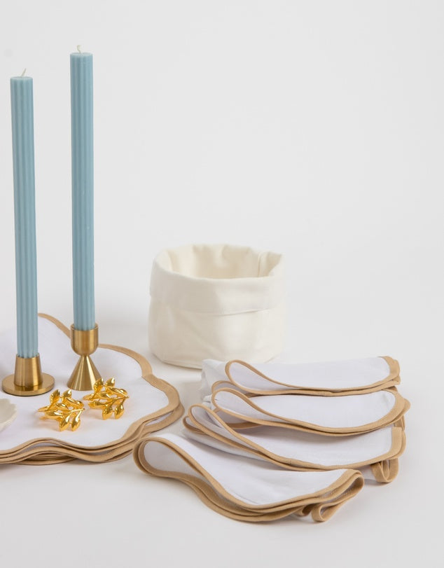 Linen Table Placemet and Napkins Set with Scalloped Edges-2