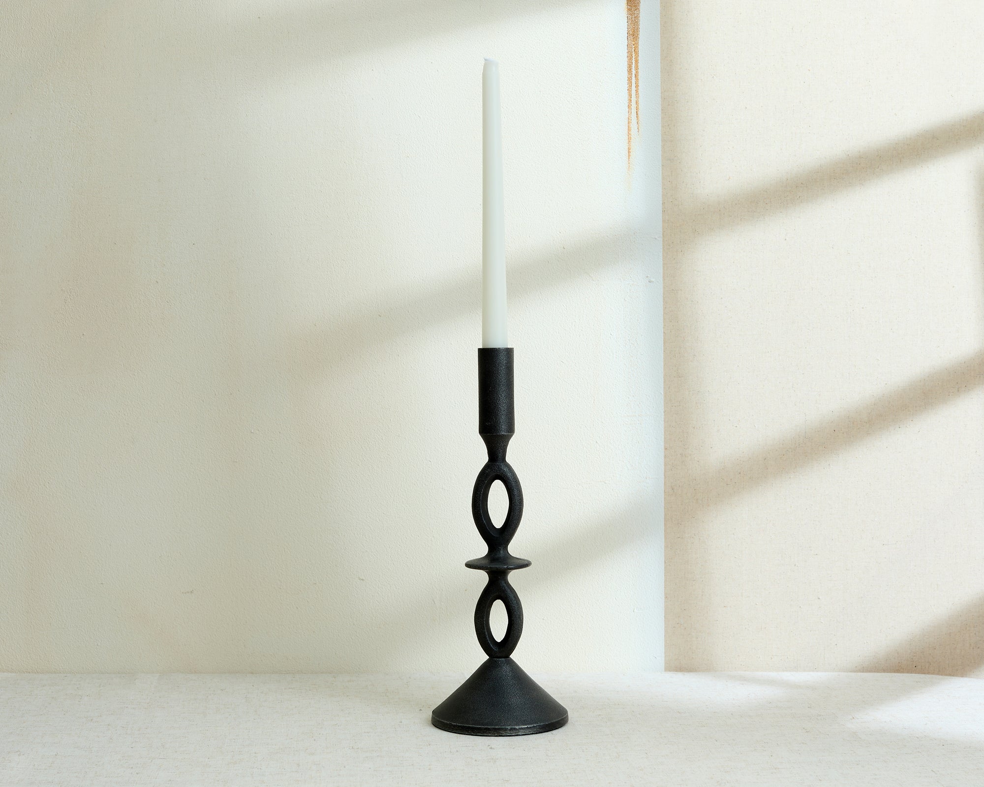 Cessna Black Candle Holder – Irregular Sculptural Aluminium Accent, Modern Home Décor