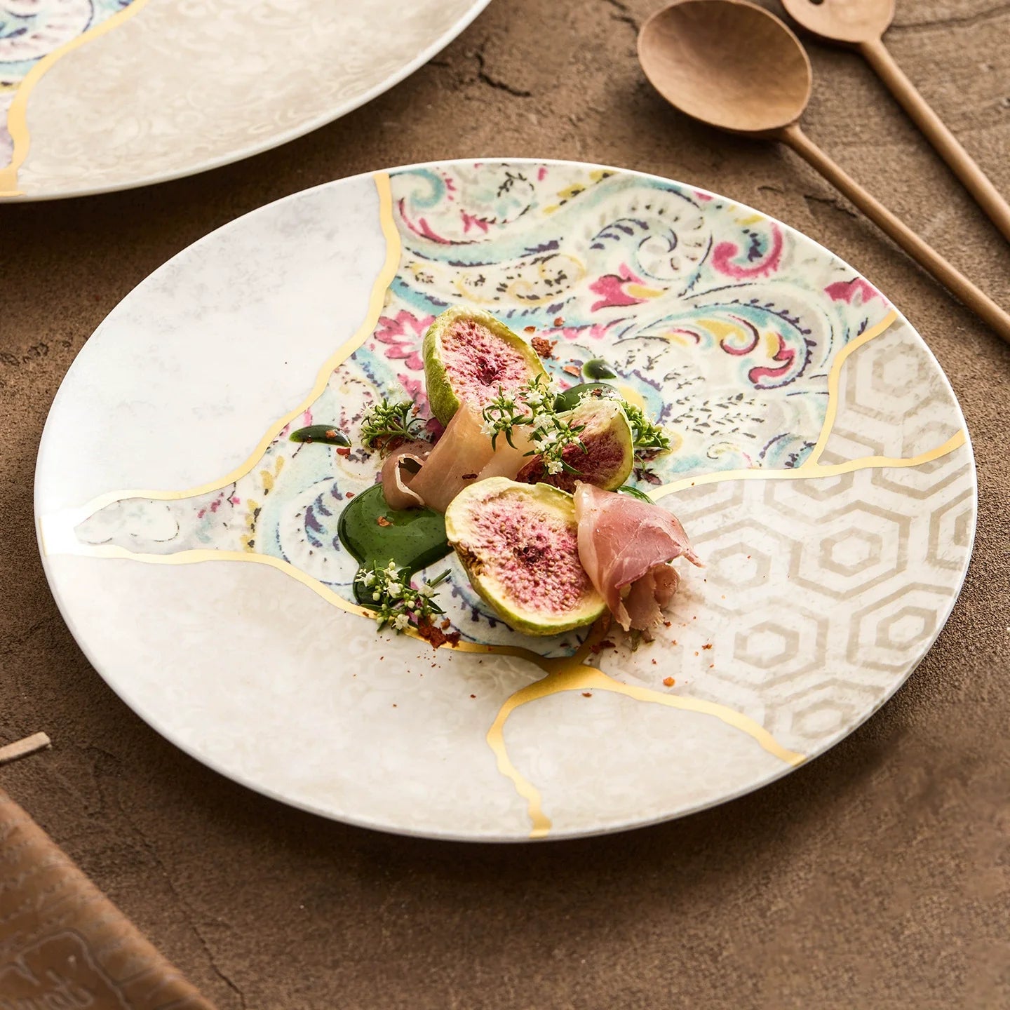 GOSEUNG Silk Brocade Gold-Thread Luxury Porcelain Shallow Plate – 9" & 12" Premium Dinnerware