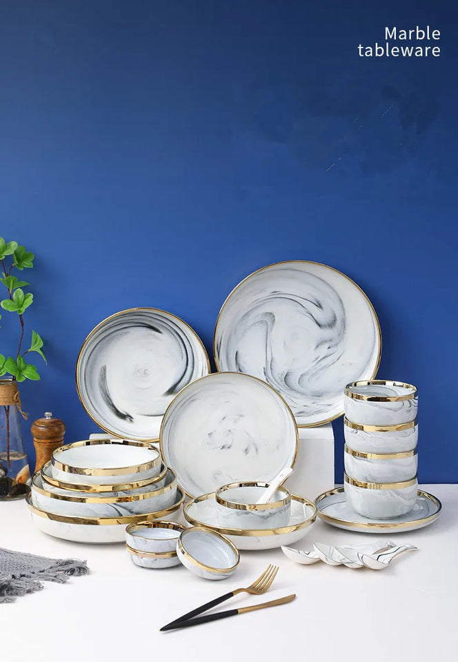 Luxury Blue & White Dinnerware Sets with Double-Sided Gilt Rims – Timeless Elegance