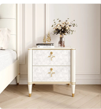 Hollywood Regency Art Deco Revival-nagtafeltjie – Luukse satynlakafwerking met goue lintstrikhandvatsels