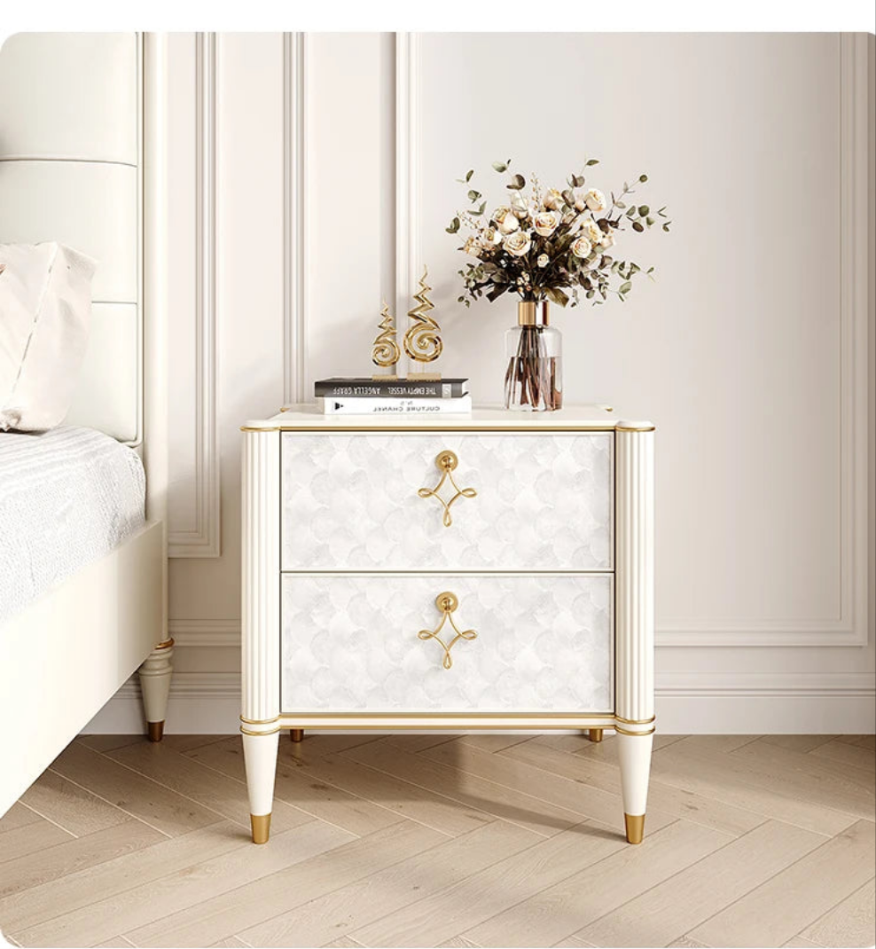 Hollywood Regency Art Deco Revival-nagtafeltjie – Luukse satynlakafwerking met goue lintstrikhandvatsels