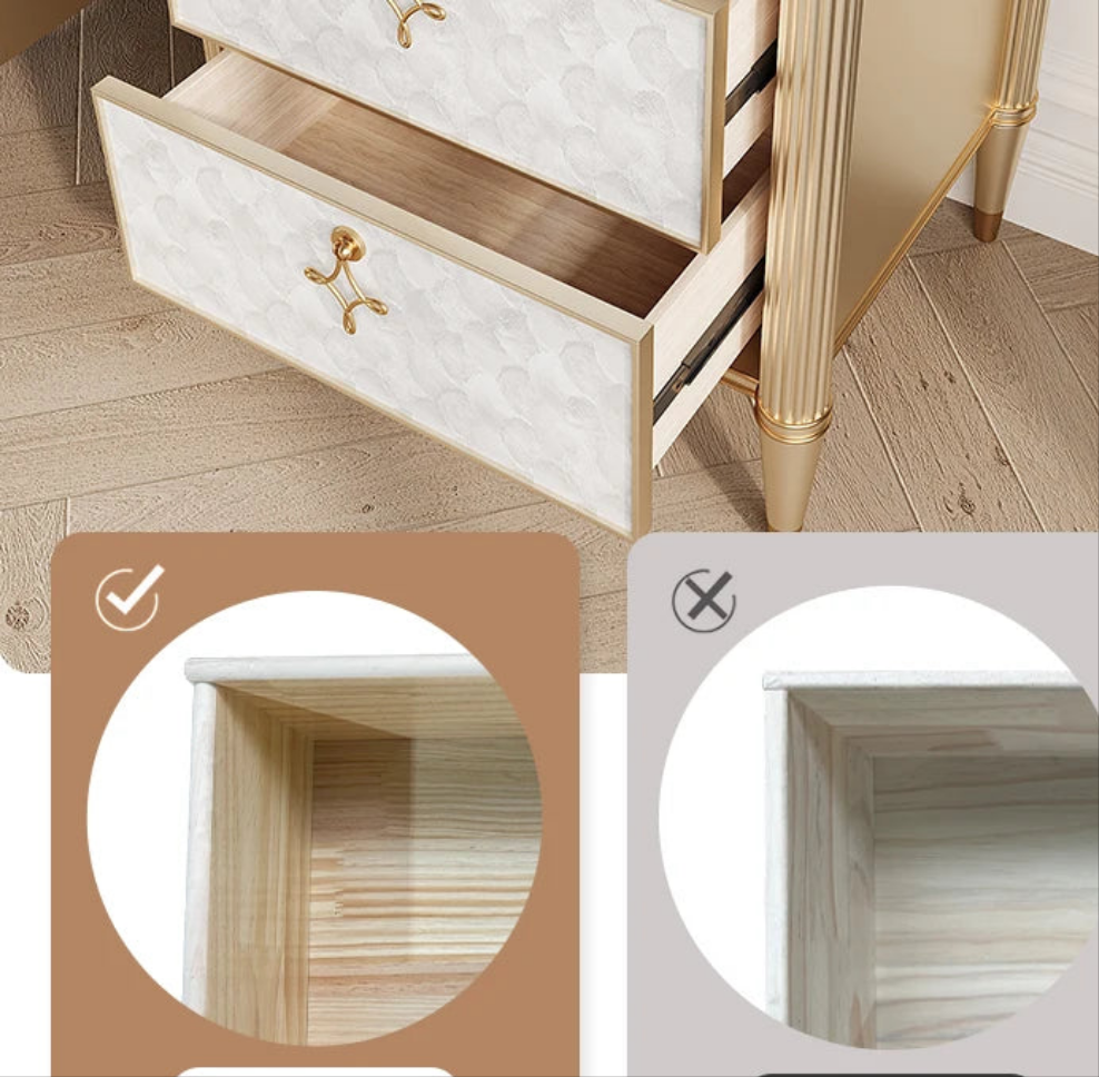 Hollywood Regency Art Deco Revival-nagtafeltjie – Luukse satynlakafwerking met goue lintstrikhandvatsels