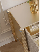 Hollywood Regency Art Deco Revival-nagtafeltjie – Luukse satynlakafwerking met goue lintstrikhandvatsels
