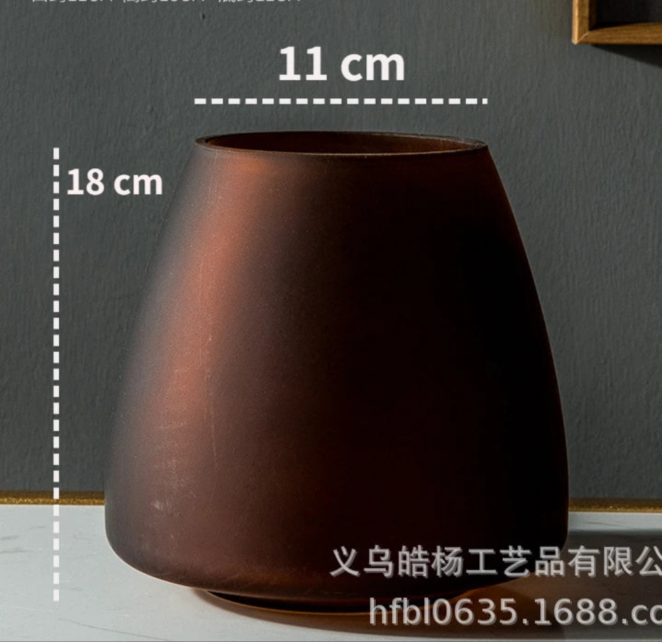 Luxury Frosted Glass Hydroponic Vase – Coffee & Frosted Elegance