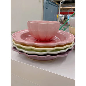 French Retro Glossy Enamel Floral Dinnerware – Timeless Summer Elegance