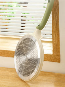 24cm Non-Stick Frying Pan – Red or Green

This is the only frying pan you’ll ever need!