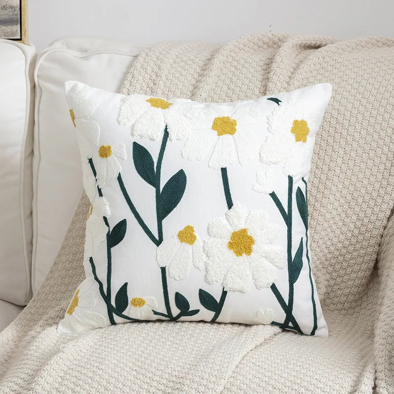 Vintage Florals with a Fresh Pop of Colour 45x45cm
