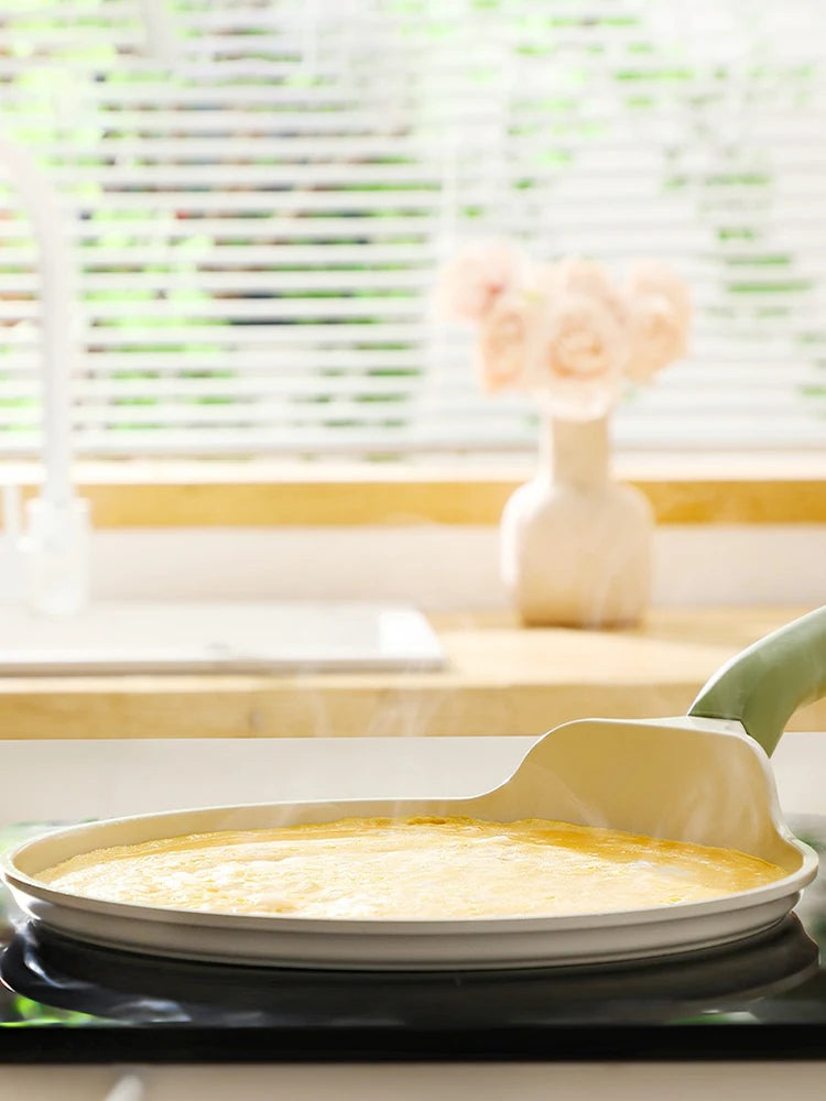 24cm Non-Stick Frying Pan – Red or Green

This is the only frying pan you’ll ever need! WHIMSICAL HOME OF CREATIONS