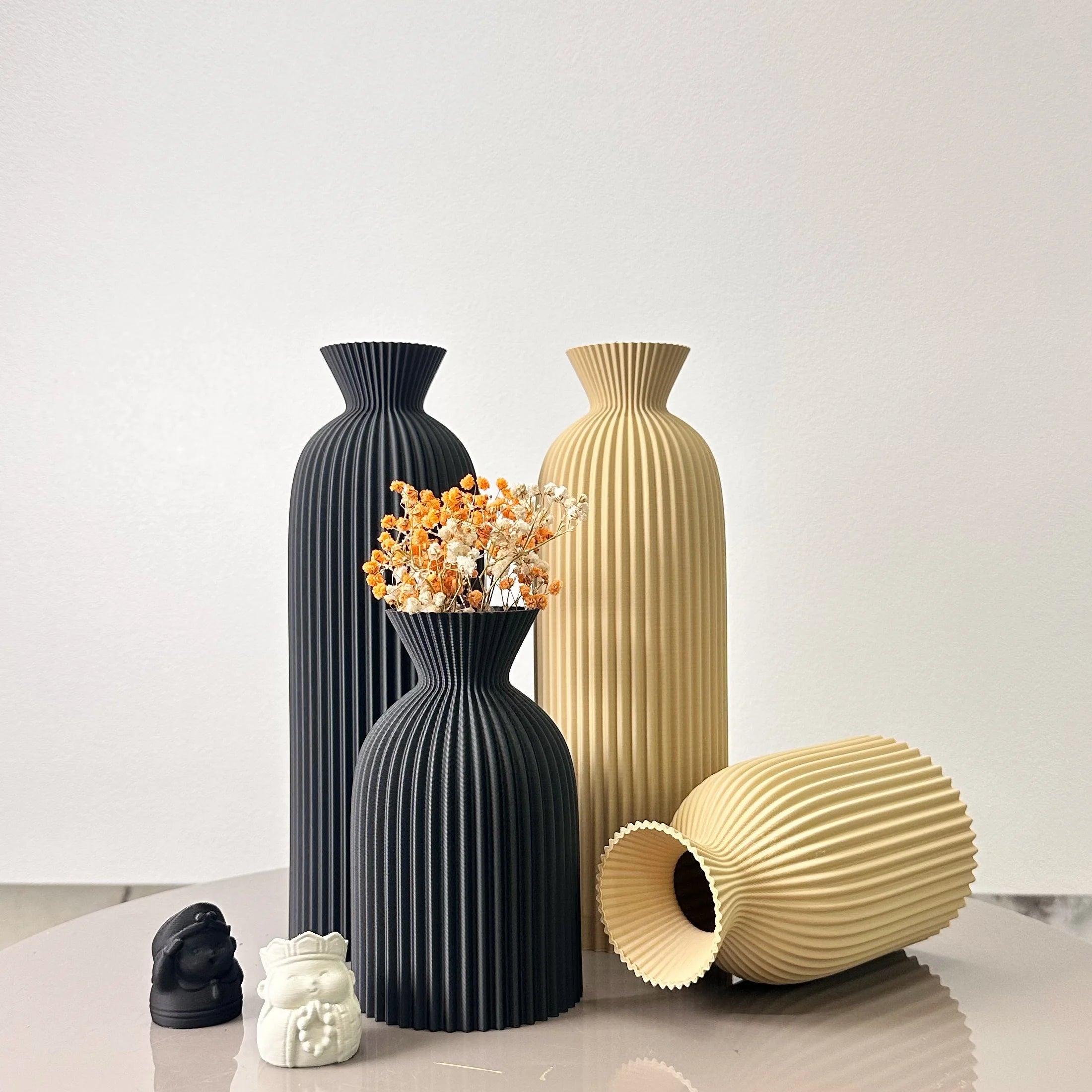 Piece Wavy Pattern Eccentric Vase Set – Stunning & Highly Popular WHIMSICAL HOME OF CREATIONS