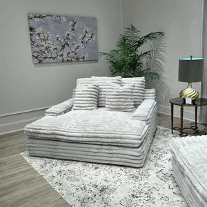 Kawaii Luxury Nordic Sofa – Cloud-Like Comfort & Timeless Elegance