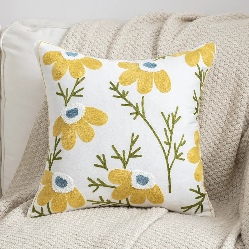 Vintage Florals with a Fresh Pop of Colour 45x45cm