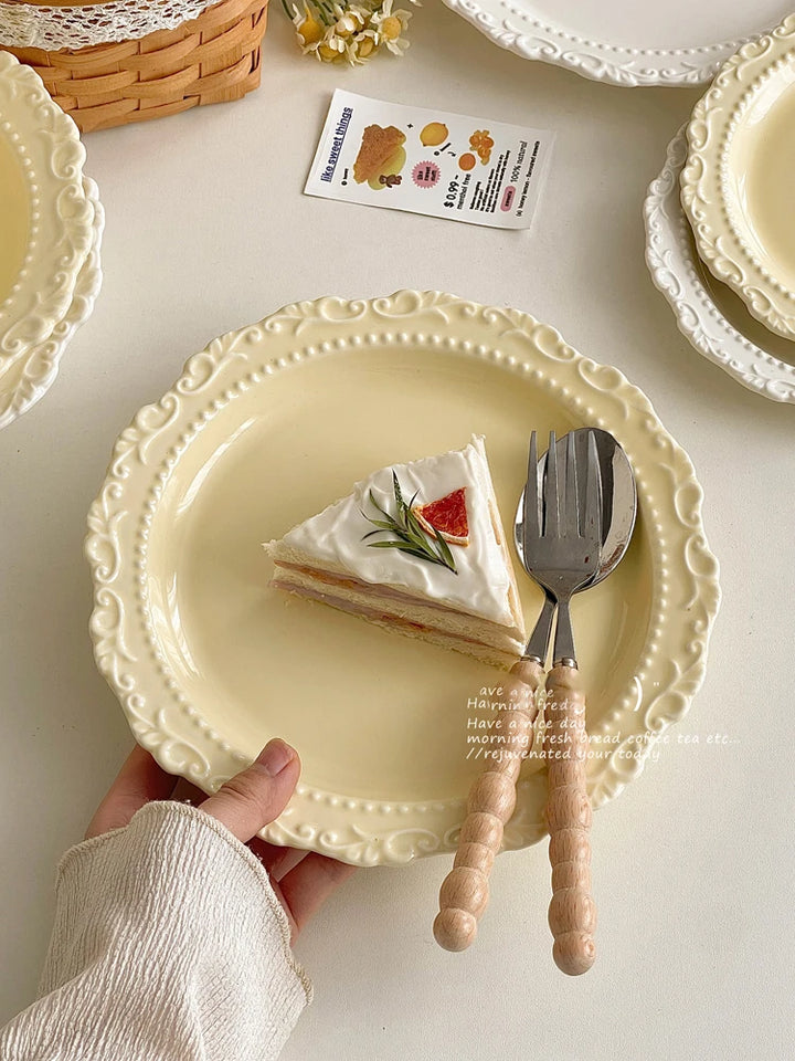 French Style Gentle Cream Ceramic Dessert Dishes