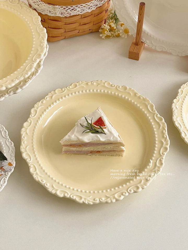 French Style Gentle Cream Ceramic Dessert Dishes