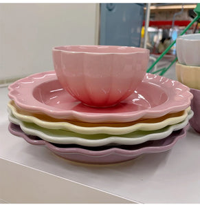 French Retro Glossy Enamel Floral Dinnerware – Timeless Summer Elegance