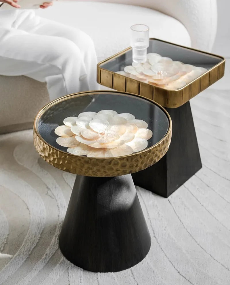 Uitstekende Luukse Art Deco Boho Koffietafel – Handgemaakte Natuurlike Skulp Inlegsel met Smeeyster Geometriese Basis &amp; Glasblad