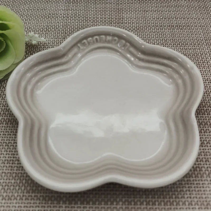 High-Gloss, high-quality Ceramic Blossom Dish – 14 cm in assorted vibrant colours WHIMSICAL HOME OF CREATIONS