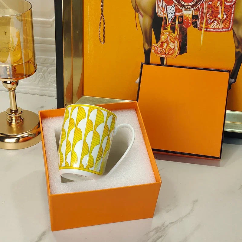 Elegant Bone China Dinnerware Set in Diamond Pattern – Sunshine Yellow