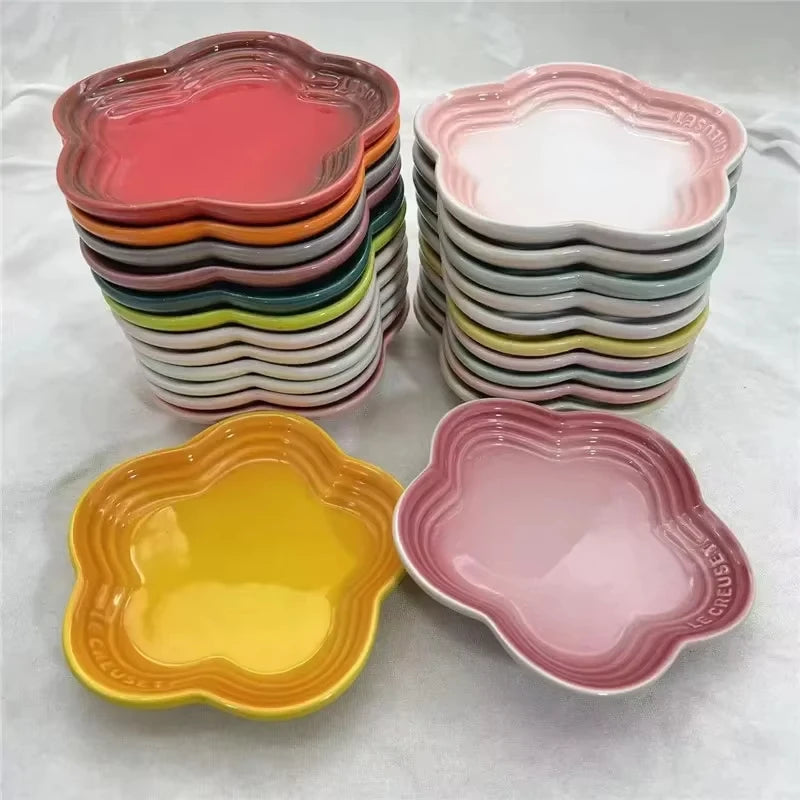 High-Gloss, high-quality Ceramic Blossom Dish – 14 cm in assorted vibrant colours WHIMSICAL HOME OF CREATIONS