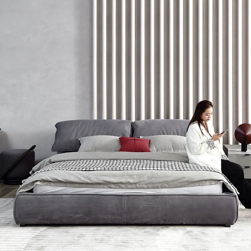 Luxury Modern Minimalist Upholstered Bed – Solid Wood Platform with Charcoal Velvet & Cloud-Soft Tufted