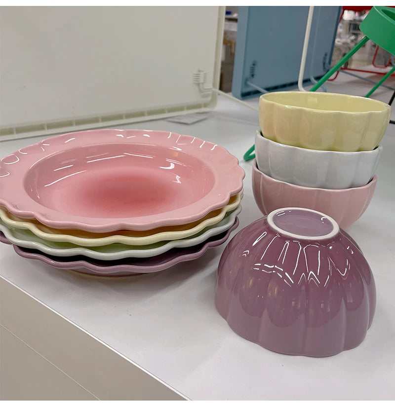 French Retro Glossy Enamel Floral Dinnerware – Timeless Summer Elegance