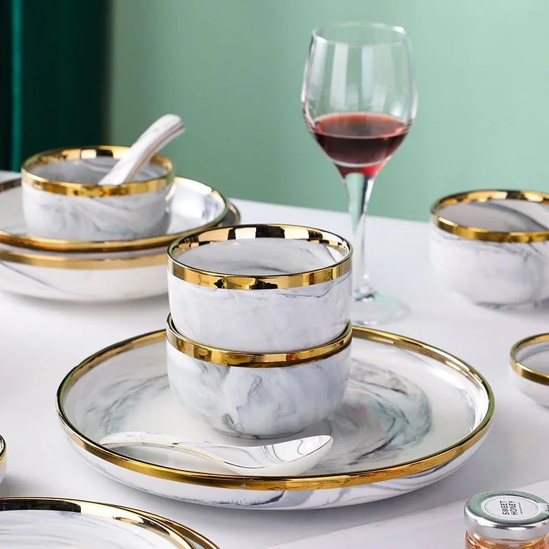 Luxury Blue & White Dinnerware Sets with Double-Sided Gilt Rims – Timeless Elegance