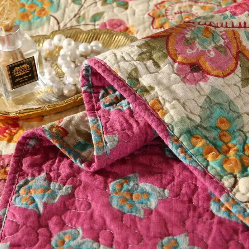 Luxury 500TC Pure Egyptian Cotton Boho Vintage Floral Reversible Bedcover Quilt Set – 3-Piece King & Queen Fit WHIMSICAL HOME OF CREATIONS