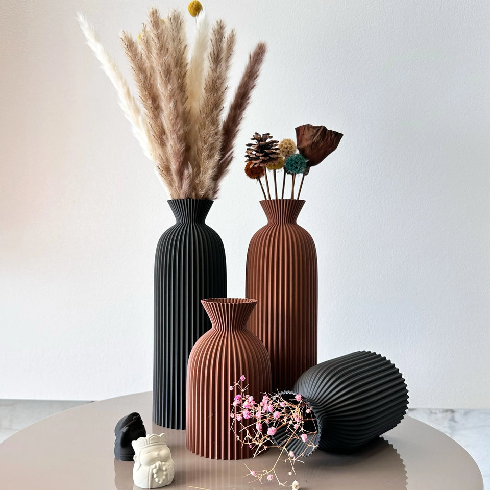 Piece Wavy Pattern Eccentric Vase Set – Stunning & Highly Popular