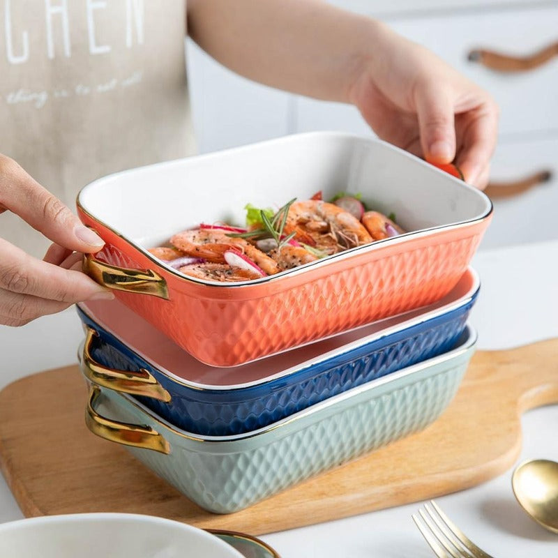 Golden Edge Ceramic Baking Dish – Retro Elegance Meets Everyday Function(non burning handles)