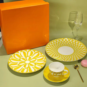 Elegant Bone China Dinnerware Set in Diamond Pattern – Sunshine Yellow