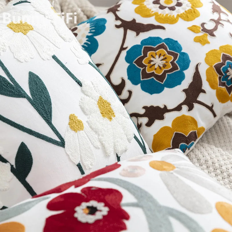 Vintage Florals with a Fresh Pop of Colour 45x45cm