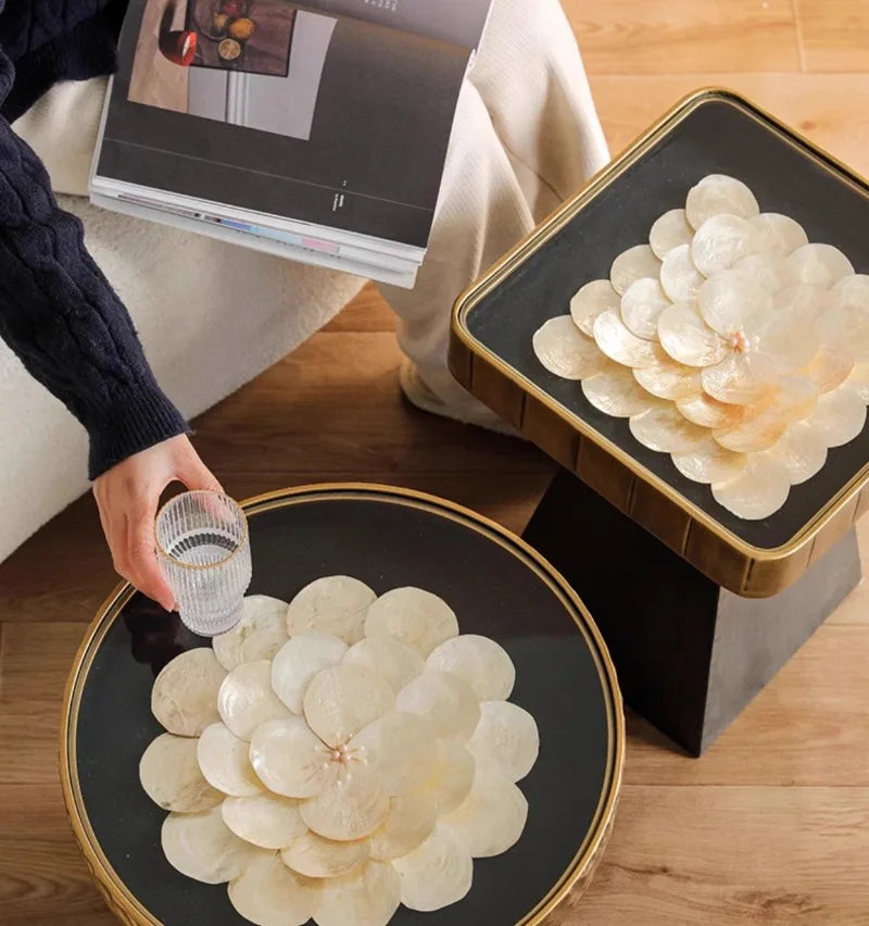 Uitstekende Luukse Art Deco Boho Koffietafel – Handgemaakte Natuurlike Skulp Inlegsel met Smeeyster Geometriese Basis &amp; Glasblad