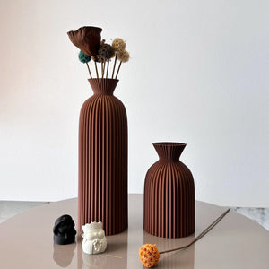 Piece Wavy Pattern Eccentric Vase Set – Stunning & Highly Popular