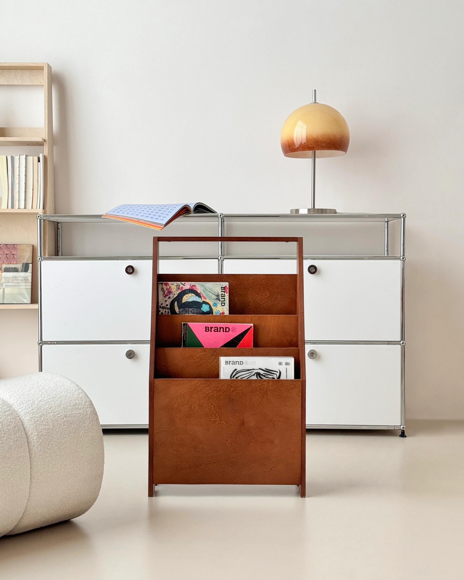 Vintage Wooden Magazine Rack & Bookshelf – Classic Retro Storage | Elegant Home Organizer