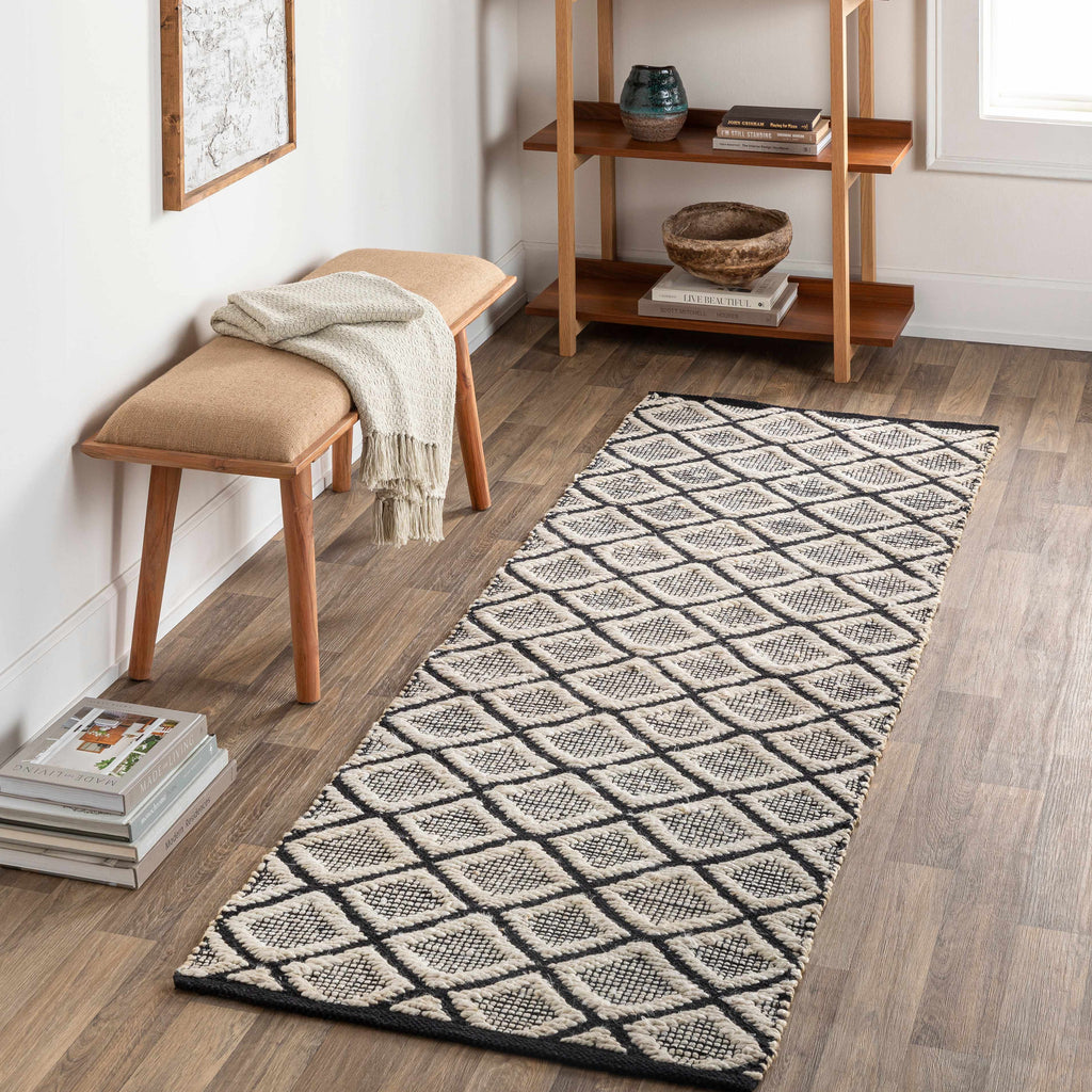 Handwoven Jute & Cotton Rug – Transitional Bohemian Design, Black & Cream