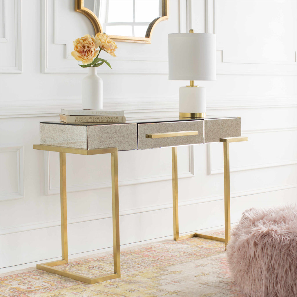 Machine-Woven Polyester Rug – Traditional Low-Pile Area Rug, Dark Brown & Coral